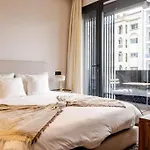Cozy Luxurious Bourgogne Studio